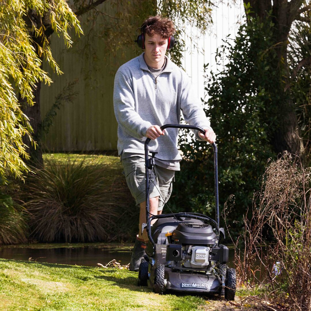 Lawn Master ESTATE PREMIER